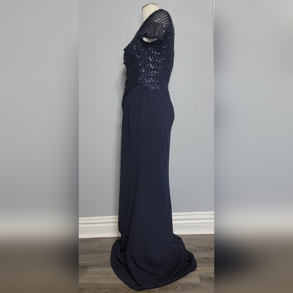 Adrianna Papell | Navy Blue Floor Length Sequin Crepe Dress Mother of Br… - Picture 4 of 13